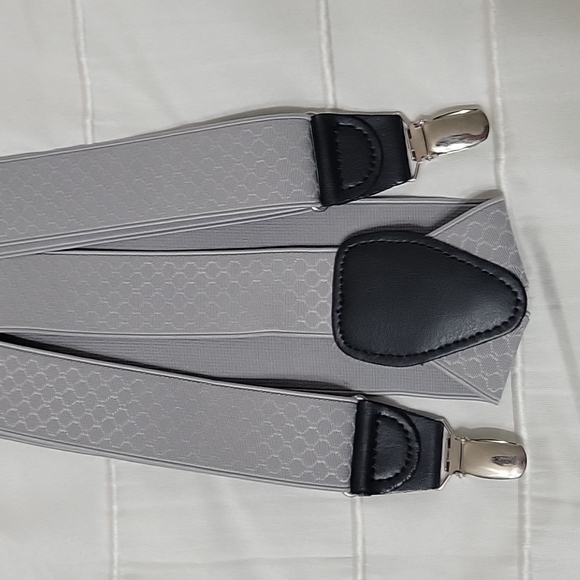 Suspender Set - Picture 4 of 4